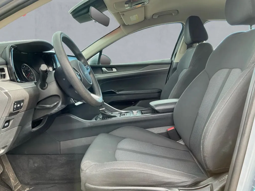 Kia K5 photo 12