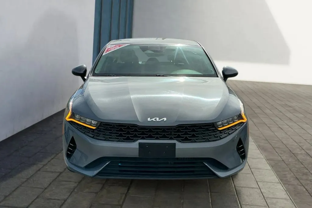 Kia K5 photo 8