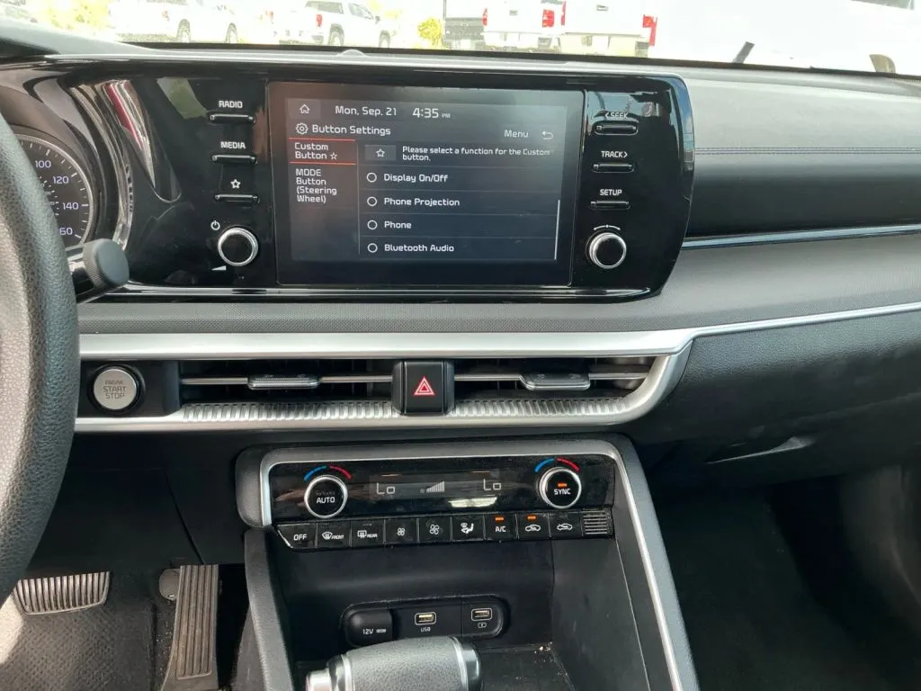 Kia K5 photo 31