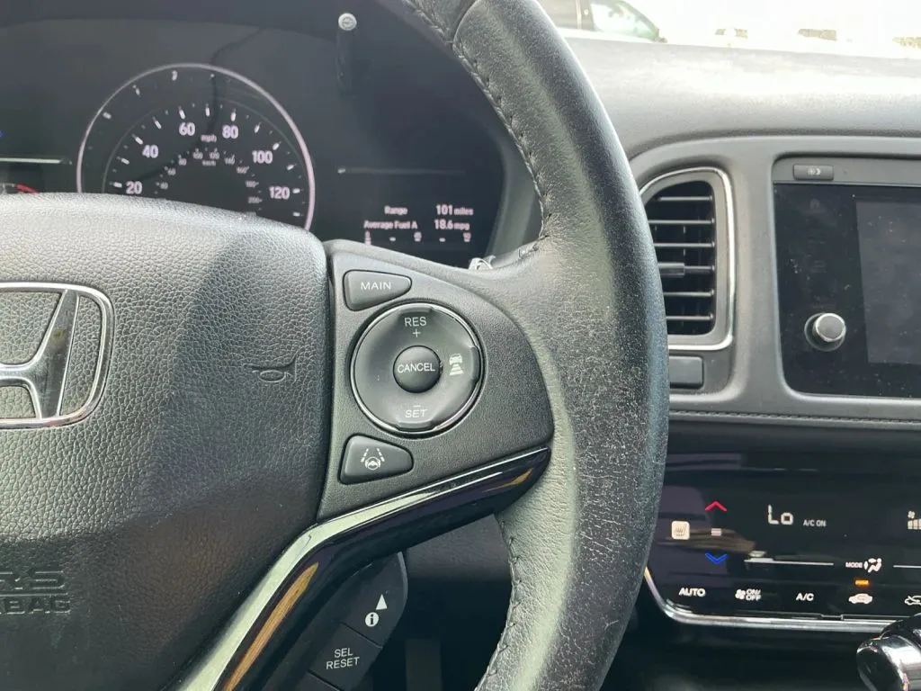 Honda HR-V photo 27