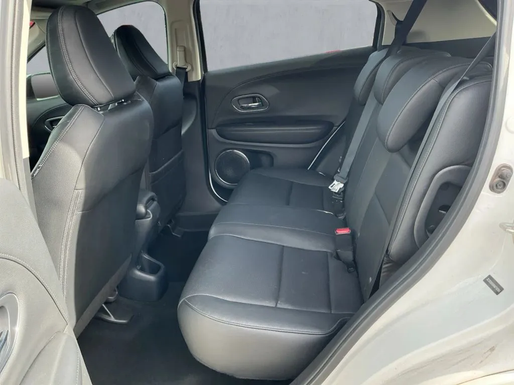 Honda HR-V photo 14