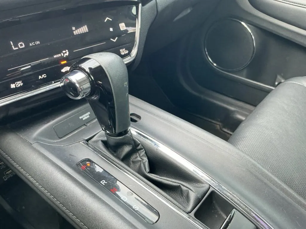 Honda HR-V photo 30