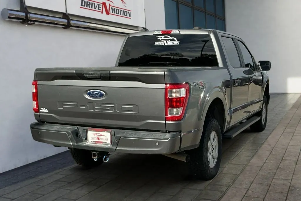More photos of 2022 Ford F-150 SuperCrew Cab XL Pickup 4D 5 1/2 ft at Drive N-Motion Rio Rancho, NM