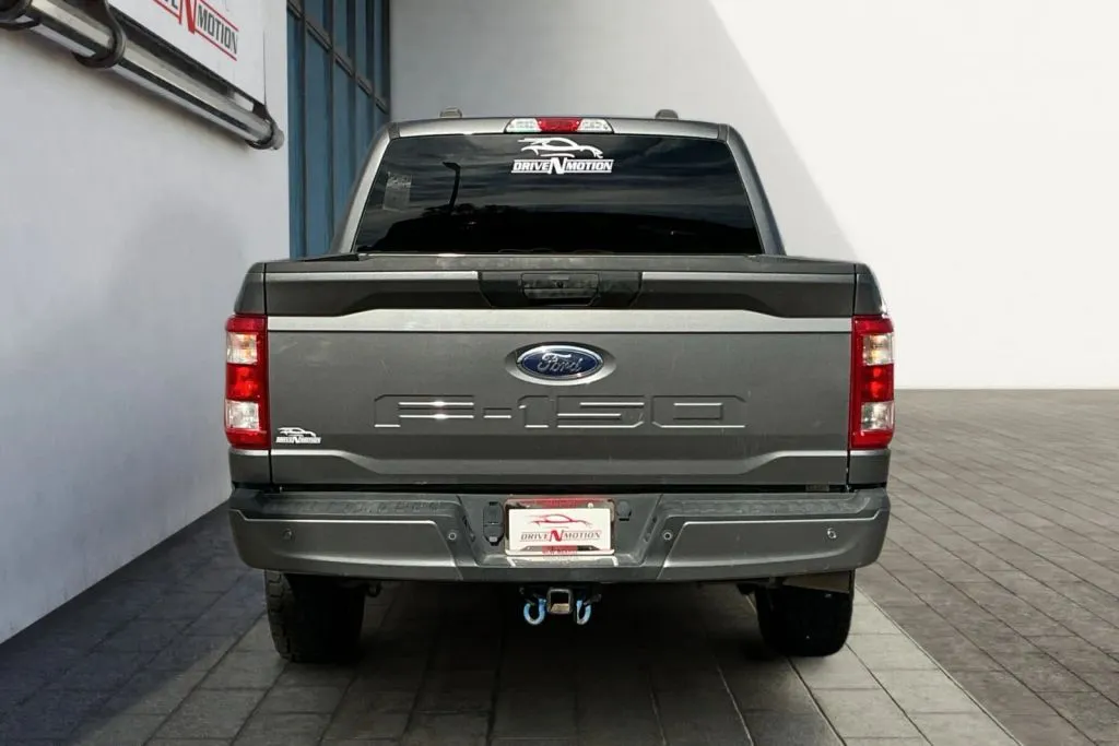 More photos of 2022 Ford F-150 SuperCrew Cab XL Pickup 4D 5 1/2 ft at Drive N-Motion Rio Rancho, NM