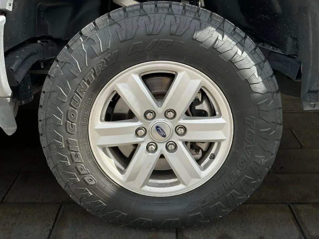 Ford F-150 photo 25