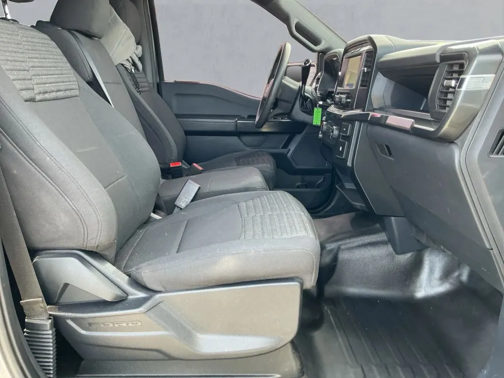 Ford F-150 photo 22