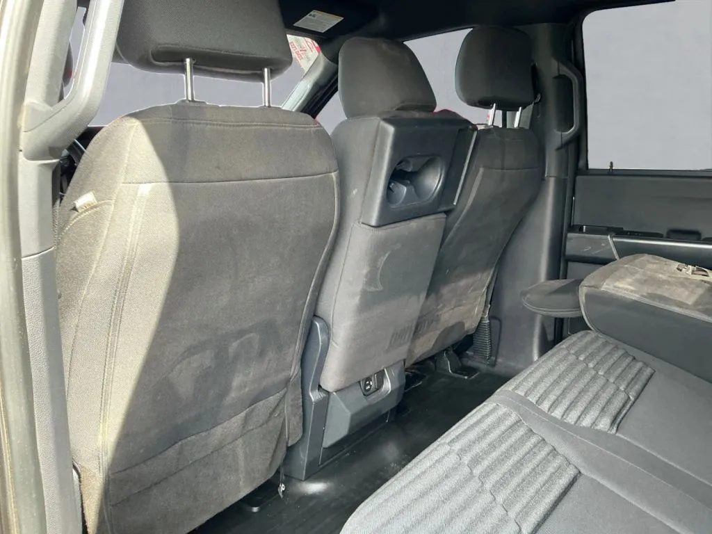 Ford F-150 photo 15