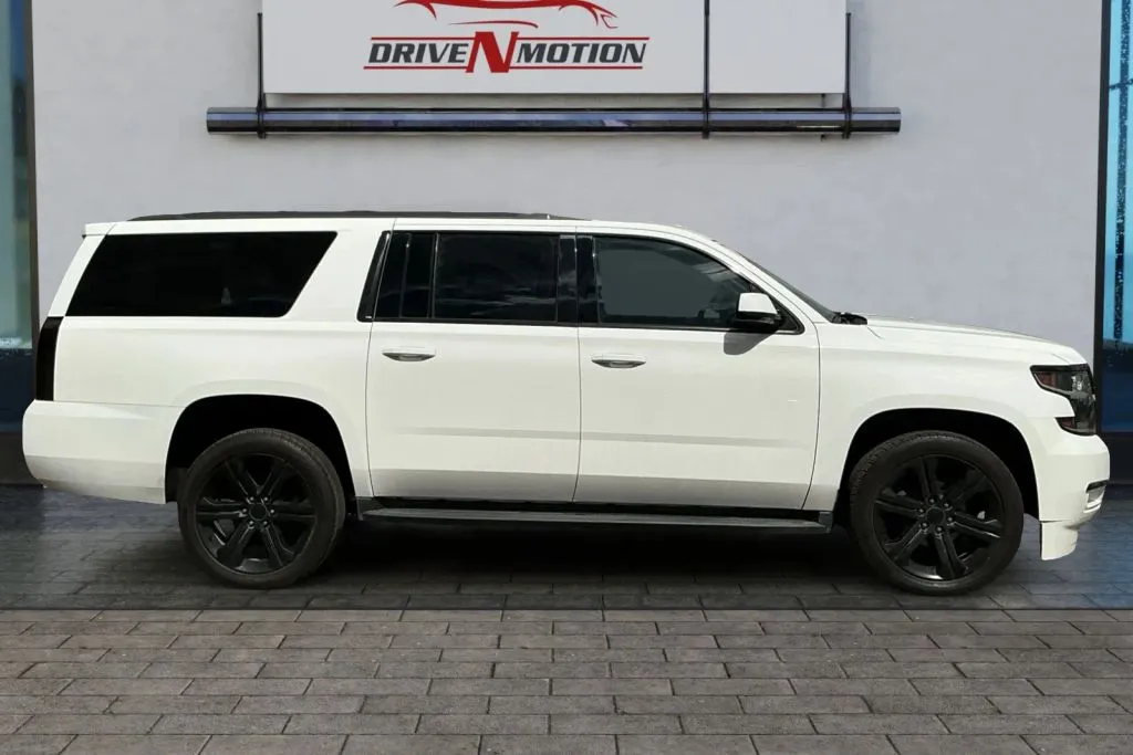 Another view of 2020 Chevrolet Suburban LT Sport Utility 4D for sale in Rio Rancho, NM at Drive N-Motion Rio Rancho