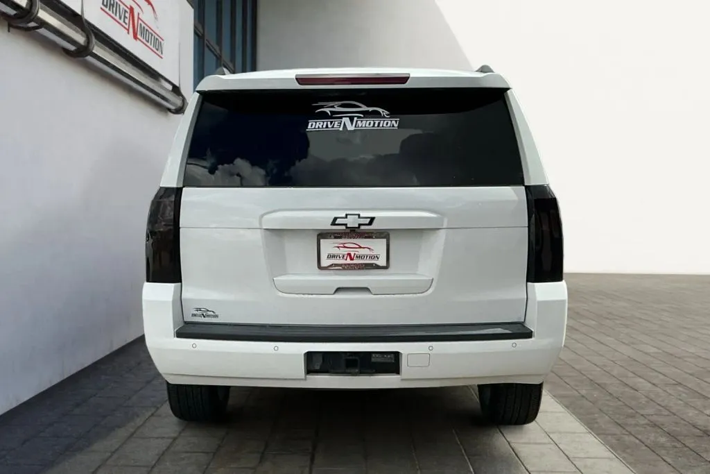 More photos of 2020 Chevrolet Suburban LT Sport Utility 4D at Drive N-Motion Rio Rancho, NM