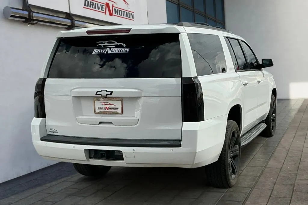 More photos of 2020 Chevrolet Suburban LT Sport Utility 4D at Drive N-Motion Rio Rancho, NM