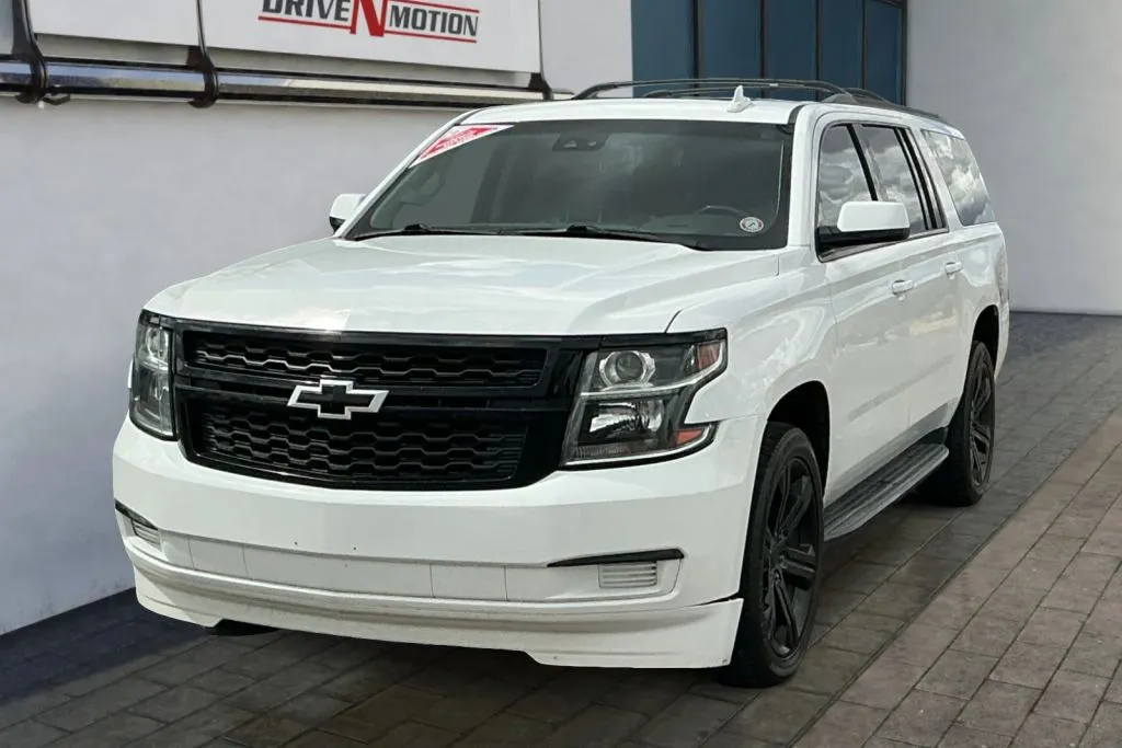 Chevrolet Suburban photo 7