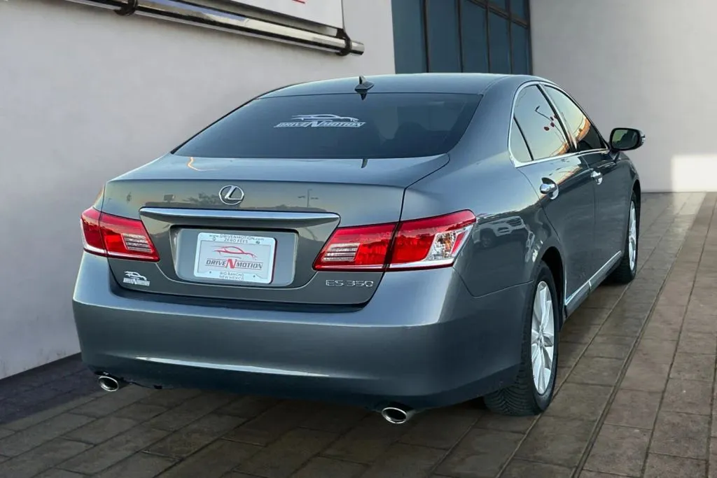 More photos of 2012 Lexus ES 350 Sedan 4D at Drive N-Motion Rio Rancho, NM