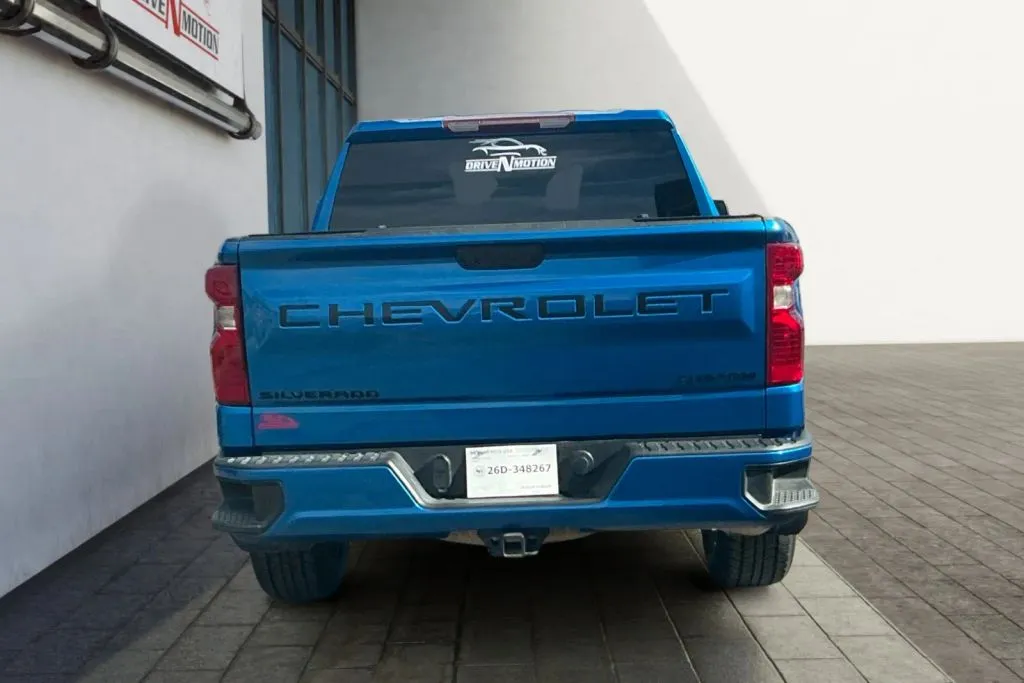 More photos of 2022 Chevrolet Silverado 1500 Crew Cab Custom Pickup 4D 5 3/4 ft at Drive N-Motion Rio Rancho, NM