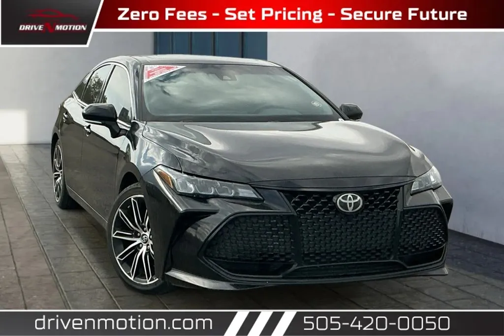 Black 2019 Toyota Avalon XSE Sedan 4D for sale in Rio Rancho, NM