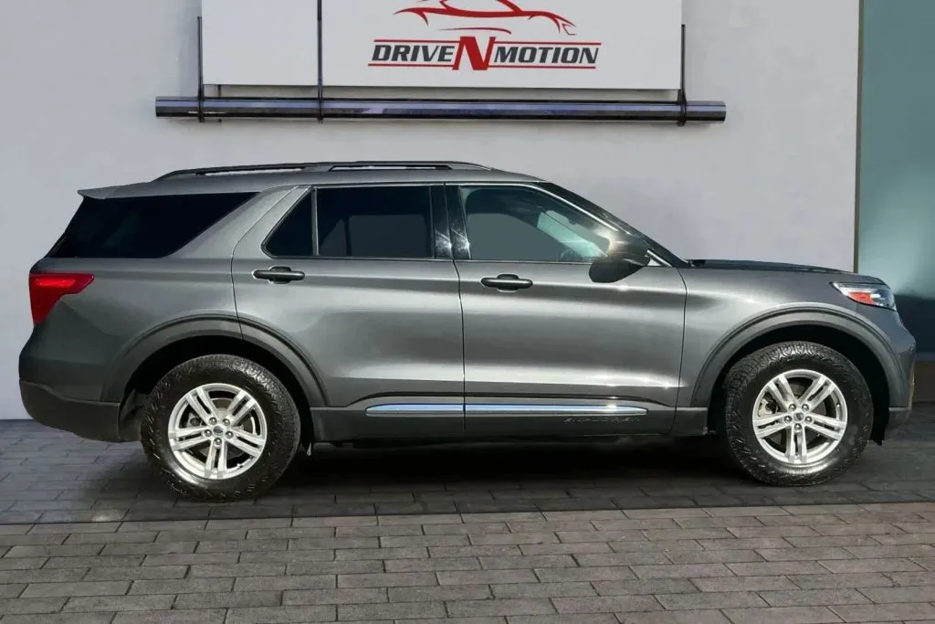 Another view of 2022 Ford Explorer XLT Sport Utility 4D for sale in Rio Rancho, NM at Drive N-Motion Rio Rancho