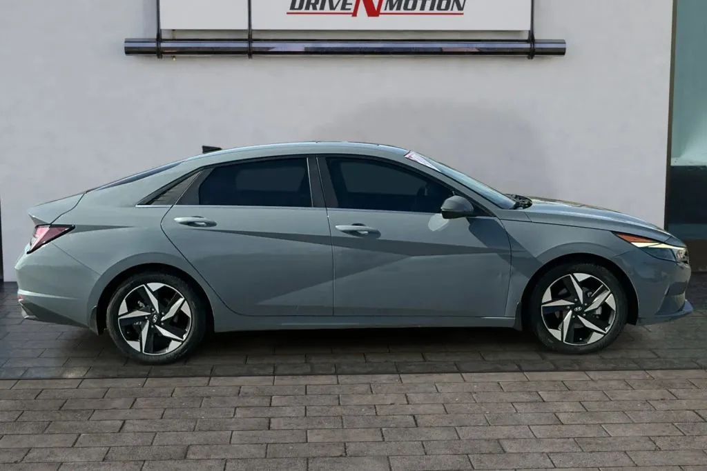Another view of 2022 Hyundai Elantra Limited HEV Sedan 4D for sale in Rio Rancho, NM at Drive N-Motion Rio Rancho