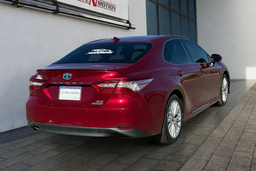 More photos of 2018 Toyota Camry Hybrid XLE Sedan 4D at Drive N-Motion Rio Rancho, NM