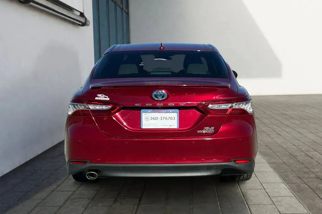 More photos of 2018 Toyota Camry Hybrid XLE Sedan 4D at Drive N-Motion Rio Rancho, NM