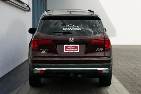 More photos of 2016 Honda Pilot Elite Sport Utility 4D at Drive N-Motion Rio Rancho, NM