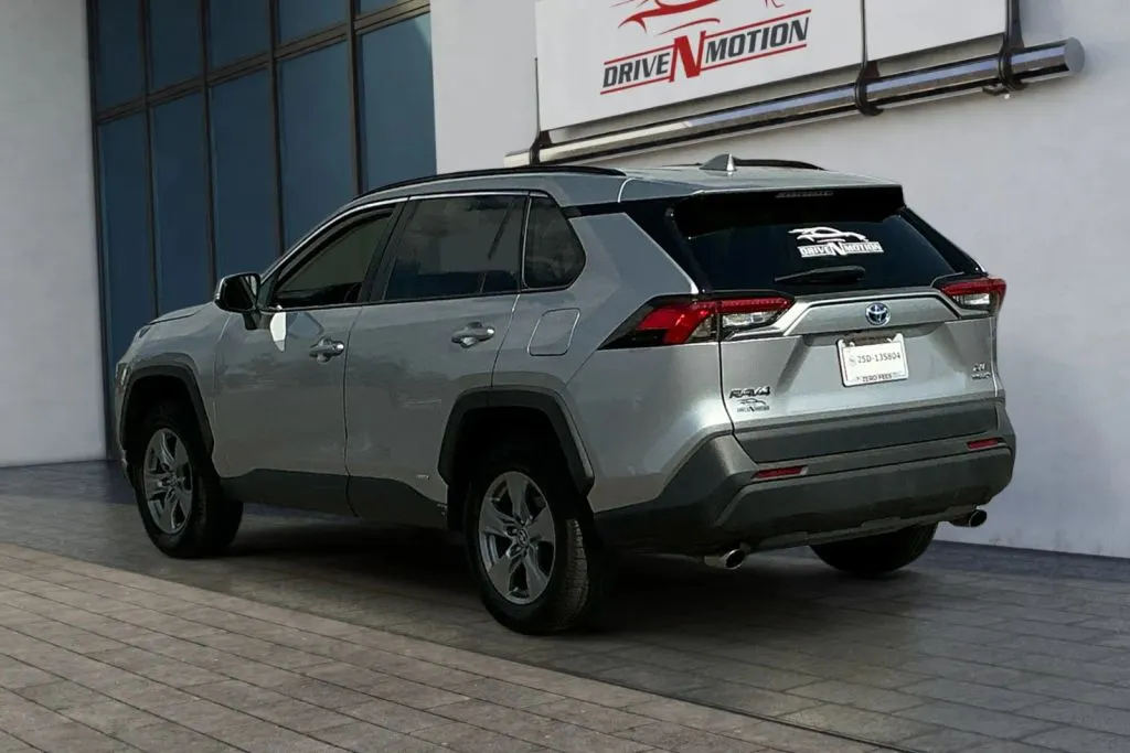 More photos of 2022 Toyota RAV4 Hybrid XLE Sport Utility 4D at Drive N-Motion Rio Rancho, NM