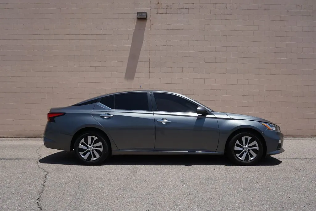 Another view of 2021 Nissan Altima 2.5 S Sedan 4D for sale in Rio Rancho, NM at Drive N-Motion Rio Rancho