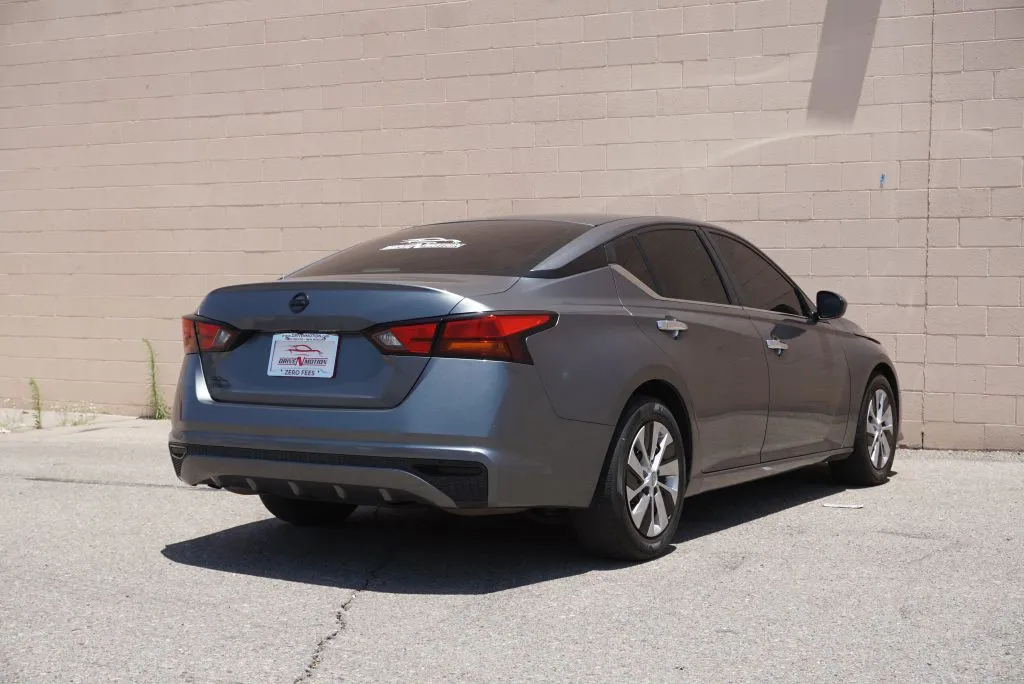 More photos of 2021 Nissan Altima 2.5 S Sedan 4D at Drive N-Motion Rio Rancho, NM