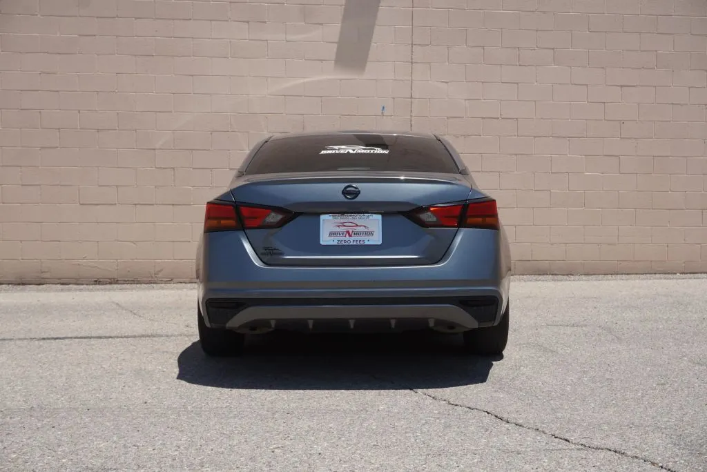More photos of 2021 Nissan Altima 2.5 S Sedan 4D at Drive N-Motion Rio Rancho, NM