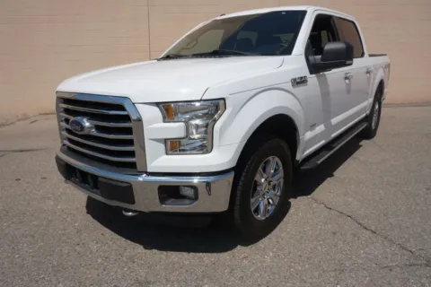 More photos of 2016 Ford F-150 SuperCrew Cab XLT Pickup 4D 5 1/2 ft at Drive N-Motion Rio Rancho, NM
