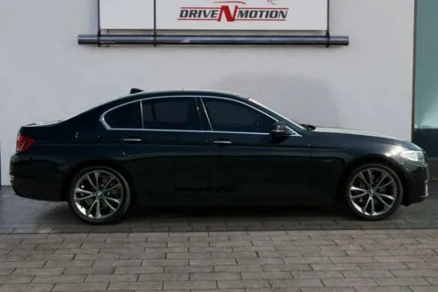 Photos of 2015 BMW 5 Series 535i Sedan 4D for sale in Rio Rancho, NM at Drive N-Motion Rio Rancho