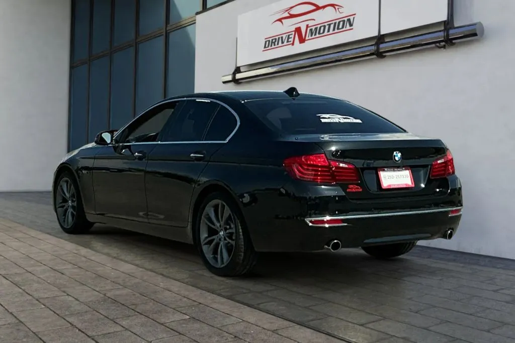 More photos of 2015 BMW 5 Series 535i Sedan 4D at Drive N-Motion Rio Rancho, NM