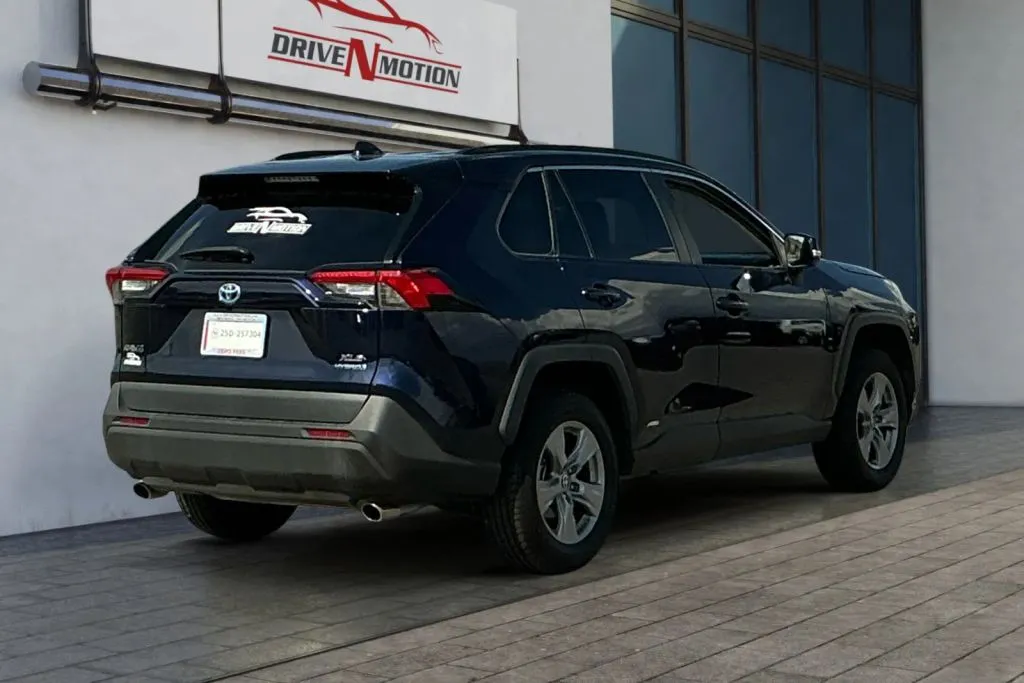 More photos of 2022 Toyota RAV4 Hybrid XLE Sport Utility 4D at Drive N-Motion Rio Rancho, NM