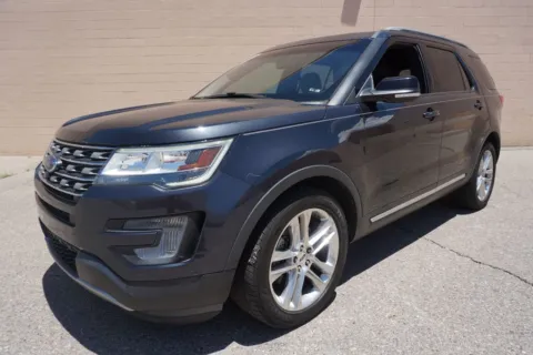 More photos of 2017 Ford Explorer XLT Sport Utility 4D at Drive N-Motion Rio Rancho, NM