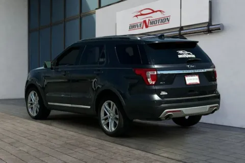 More photos of 2017 Ford Explorer XLT Sport Utility 4D at Drive N-Motion Rio Rancho, NM