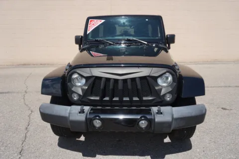 More photos of 2016 Jeep Wrangler Unlimited Sahara Sport Utility 4D at Drive N-Motion Rio Rancho, NM