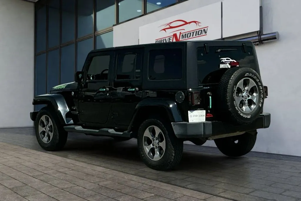 More photos of 2016 Jeep Wrangler Unlimited Sahara Sport Utility 4D at Drive N-Motion Rio Rancho, NM