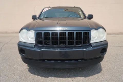Another view of 2007 Jeep Grand Cherokee Laredo Sport Utility 4D for sale in Rio Rancho, NM at Drive N-Motion Rio Rancho