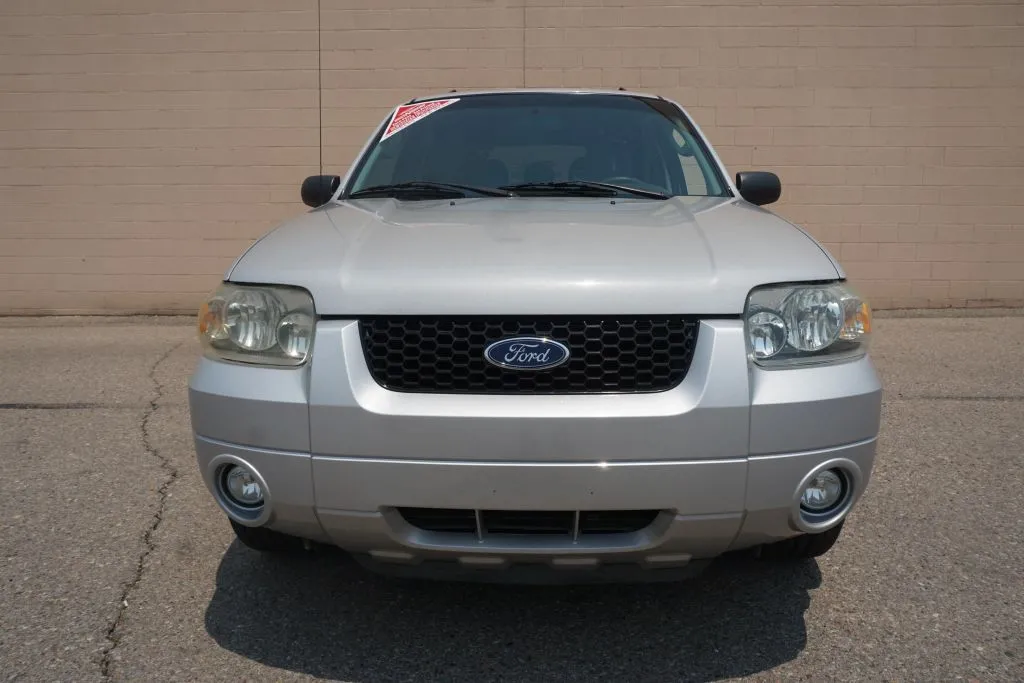 Another view of 2007 Ford Escape Hybrid Sport Utility 4D for sale in Rio Rancho, NM at Drive N-Motion Rio Rancho
