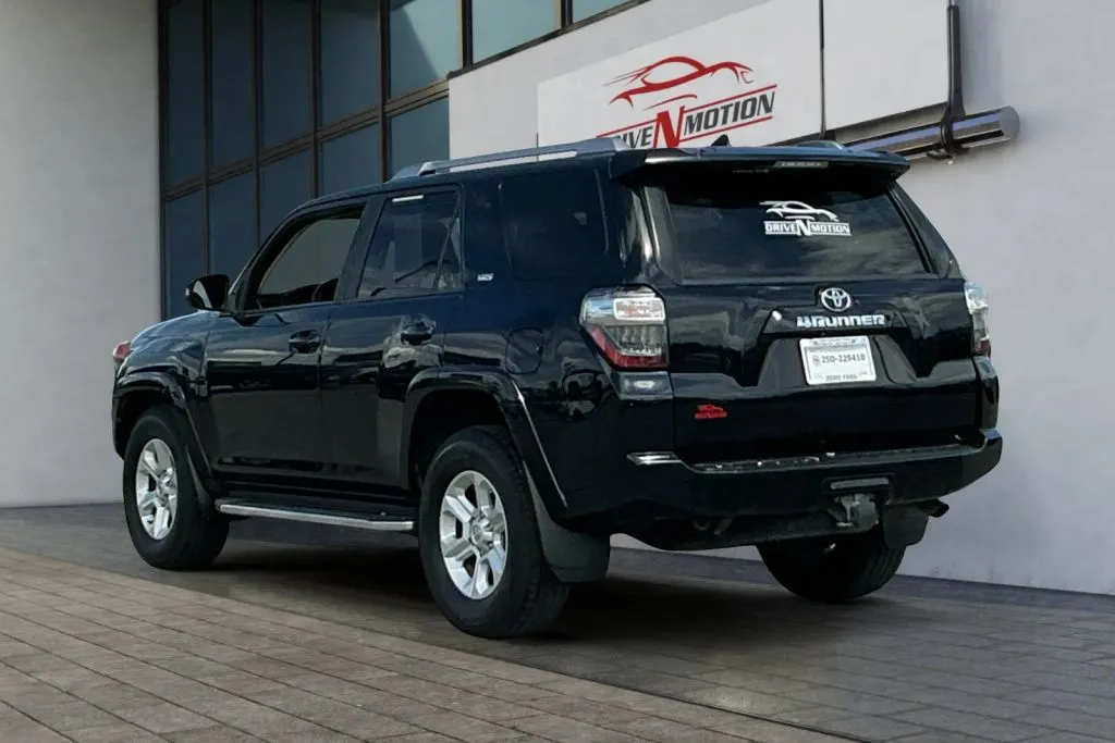More photos of 2016 Toyota 4Runner SR5 Premium Sport Utility 4D at Drive N-Motion Rio Rancho, NM