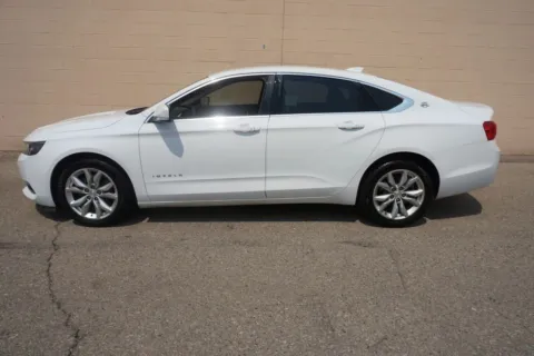 More photos of 2018 Chevrolet Impala LT Sedan 4D at Drive N-Motion Rio Rancho, NM