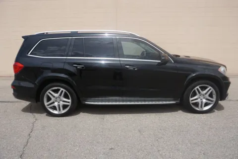 Photos of 2016 Mercedes-Benz GL-Class GL 550 4MATIC Sport Utility 4D for sale in Rio Rancho, NM at Drive N-Motion Rio Rancho