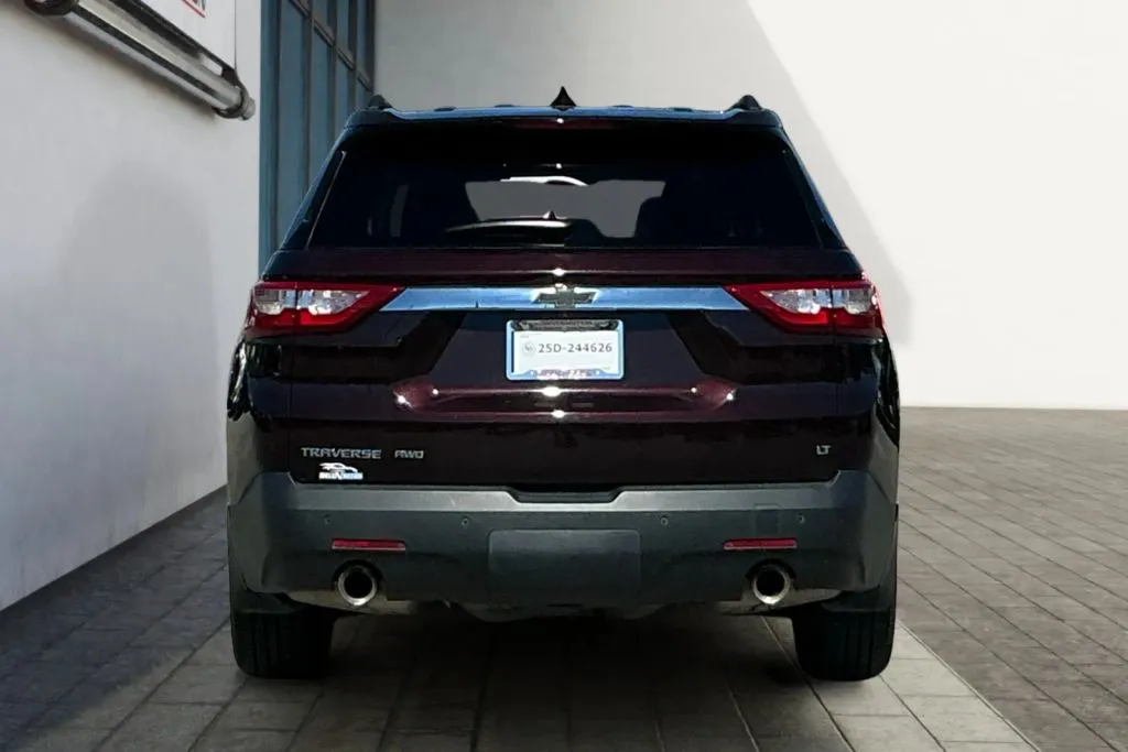 More photos of 2020 Chevrolet Traverse LT Sport Utility 4D at Drive N-Motion Rio Rancho, NM