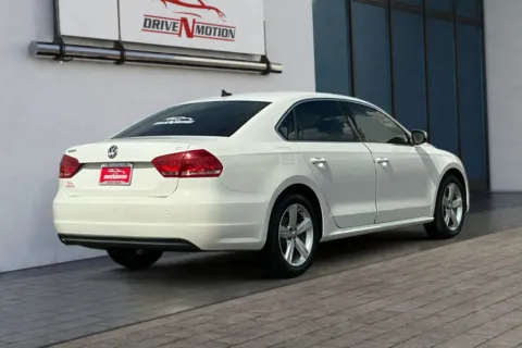 More photos of 2012 Volkswagen Passat 2.5L SE Sedan 4D at Drive N-Motion Rio Rancho, NM