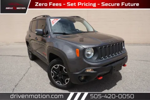Gray 2016 Jeep Renegade Trailhawk Sport Utility 4D for sale in Rio Rancho, NM