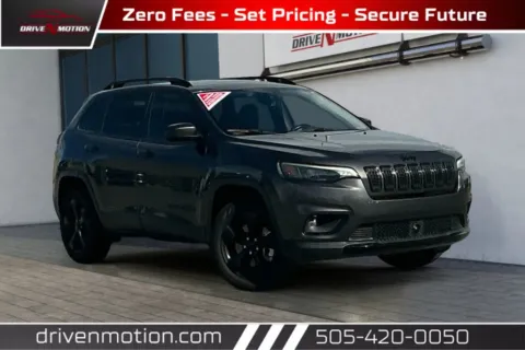 Gray 2021 Jeep Cherokee Altitude Sport Utility 4D for sale in Rio Rancho, NM