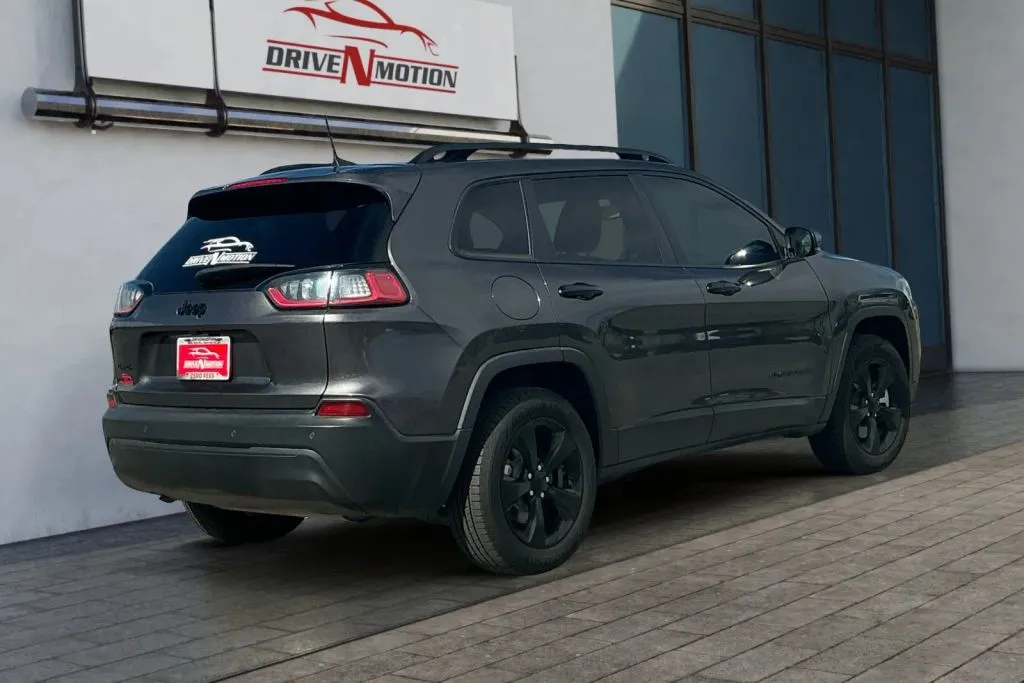 More photos of 2021 Jeep Cherokee Altitude Sport Utility 4D at Drive N-Motion Rio Rancho, NM