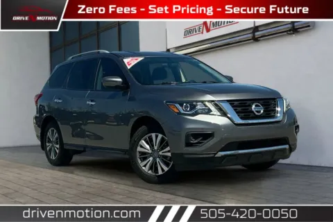 Gray 2020 Nissan Pathfinder S Sport Utility 4D for sale in Rio Rancho, NM