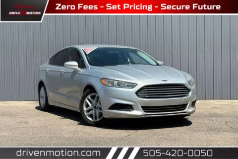 Silver 2016 Ford Fusion SE Sedan 4D for sale in Rio Rancho, NM