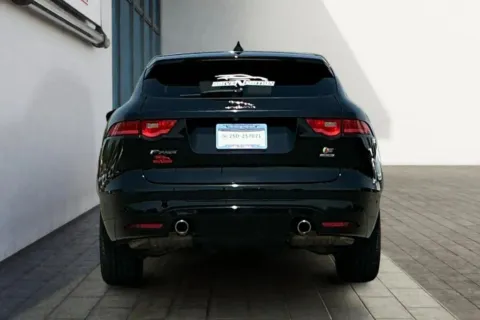 More photos of 2019 Jaguar F-PACE S Sport Utility 4D at Drive N-Motion Rio Rancho, NM