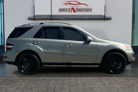 Another view of 2009 Mercedes-Benz M-Class ML 350 Sport Utility 4D for sale in Rio Rancho, NM at Drive N-Motion Rio Rancho