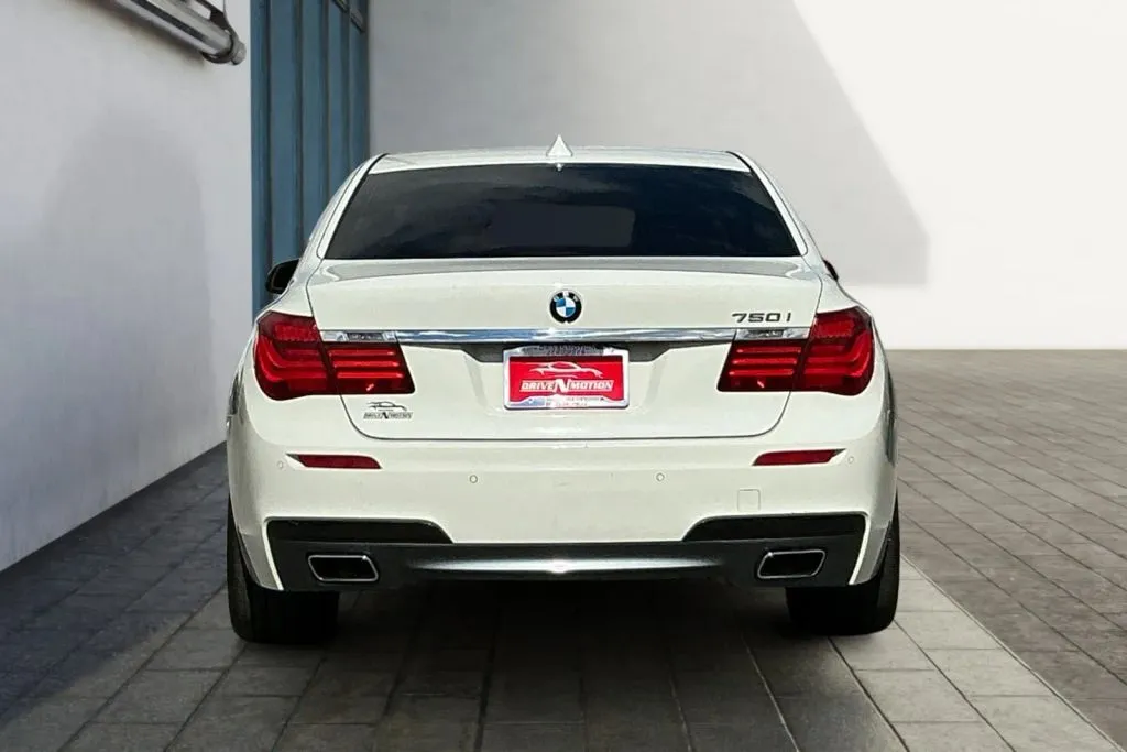 More photos of 2015 BMW 7 Series 750i Sedan 4D at Drive N-Motion Rio Rancho, NM